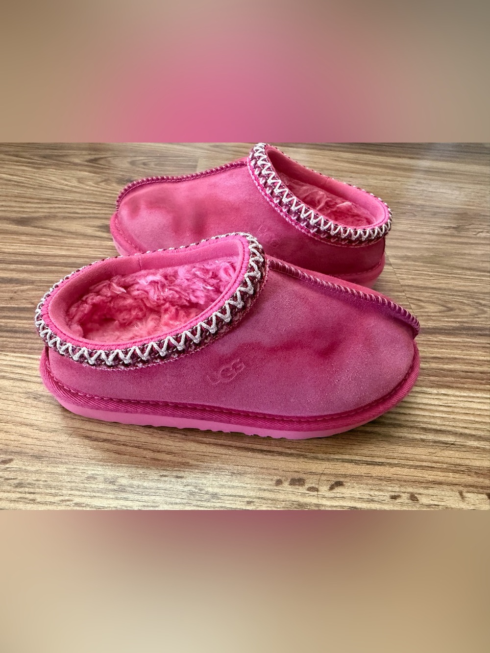 Kids UGG Pink Tasman slipper